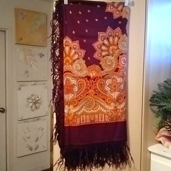 Pavlopasadsky wool Shawl sz 59" square - Picture 6 of 7